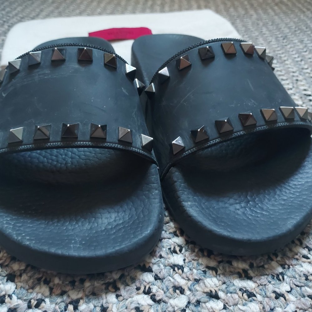 VALENTINO ROCKSTUD RUBBER SLIDER SANDAL EU 36 US 6 - Picture 2 of 12